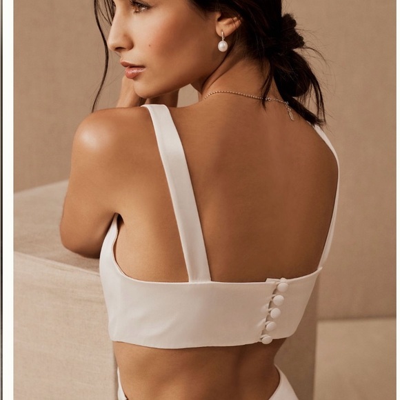 Sachin + Babi ivory midi dress with cutout and satin button detail - Picture 4 of 5